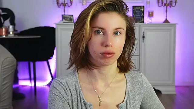 Snapshot of ivyleague_ chatting on November 4, 4:00 am ivyleague online show from November 4, 4:00 am