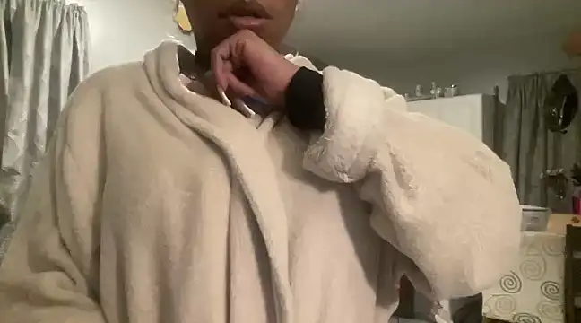 Snapshot of MommyConfident chatting on February 21, 9:02 am MommyConfident online show from February 21, 9:02 am