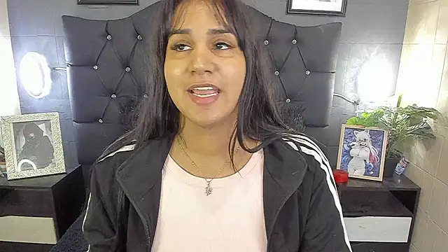 Snapshot of Kagome01 chatting on February 22, 12:51 pm Kagome01 online show from February 22, 12:51 pm