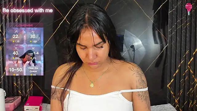 Snapshot of Kagome01 chatting on October 16, 12:39 pm Kagome01 online show from October 16, 12:39 pm