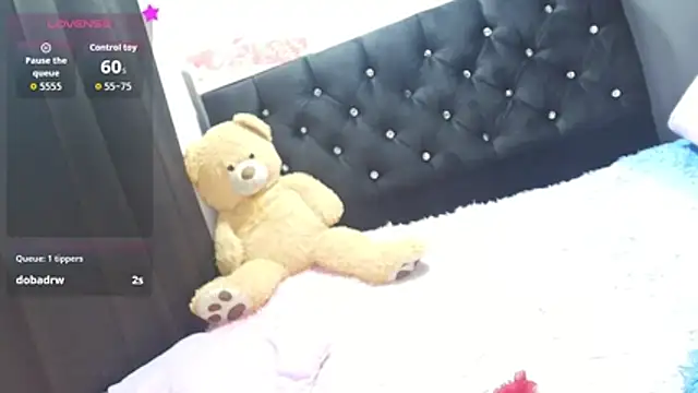 Kagome01 online show from July 17, 1:29 pm