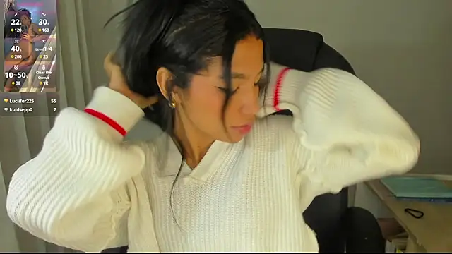 samy jonnes  online show from December 10, 1:32 am