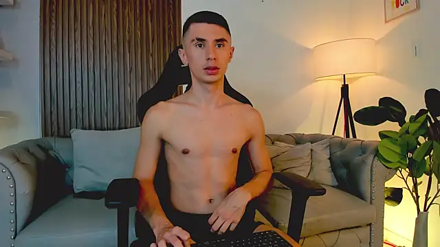 Jotastevensxx online show from November 8, 7:56 pm