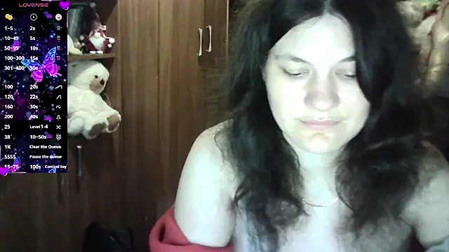 Snapshot of Flower_Jas chatting on December 18, 9:18 pm Flower Jas online show from December 18, 9:18 pm