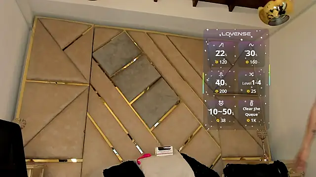 AmberAdams  online show from September 15, 1:11 pm