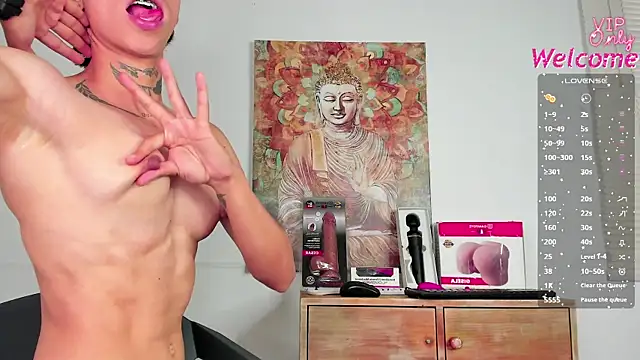 AmberAdams  online show from March 5, 4:58 pm