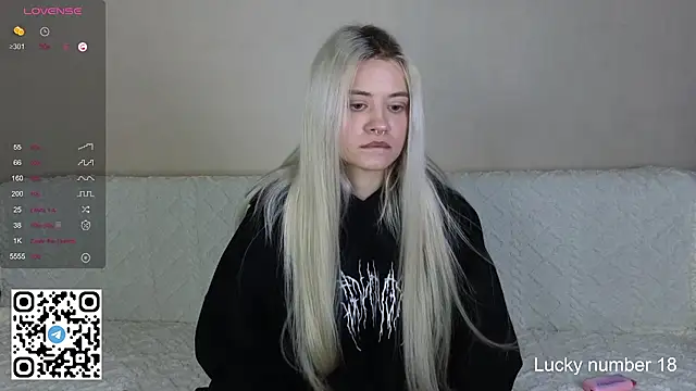 Snapshot of mybunnywendy chatting on December 19, 1:40 pm mybunnywendy online show from December 19, 1:40 pm