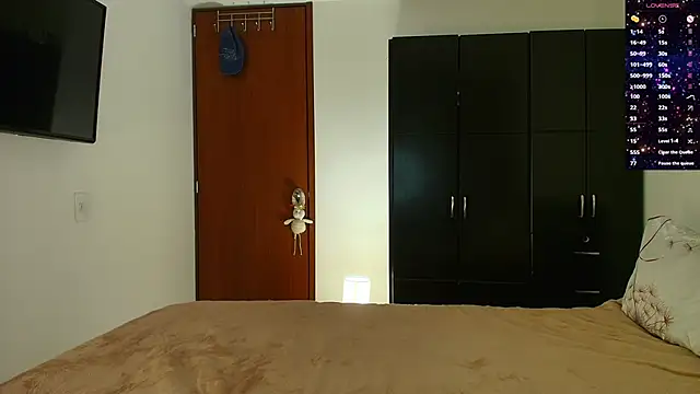 miss seline online show from February 10, 11:02 pm