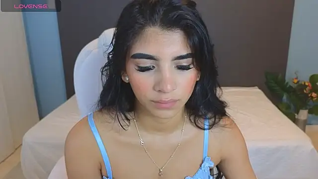 Snapshot of maiaa_ruiz chatting on February 27, 1:07 pm maiaa ruiz online show from February 27, 1:07 pm