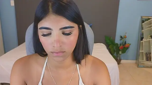 Snapshot of maiaa_ruiz chatting on October 18, 3:31 am maiaa ruiz online show from October 18, 3:31 am