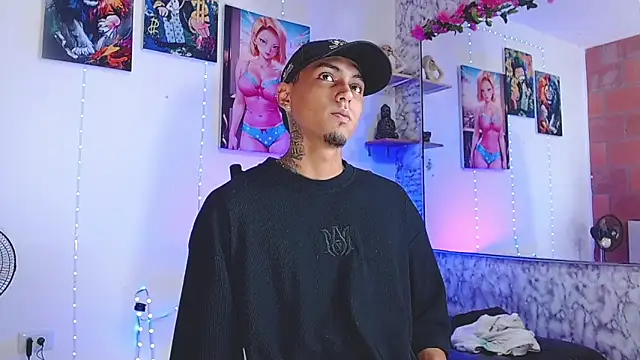 Liam lee online show from October 25, 12:56 pm