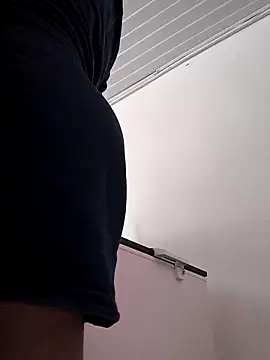 Francesca ferrari online show from May 7, 10:26 pm