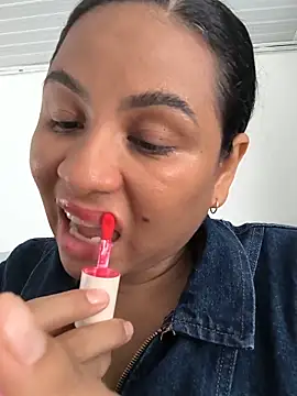 Francesca ferrari online show from May 17, 4:03 pm