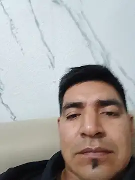 latino17 online show from November 15, 5:49 am