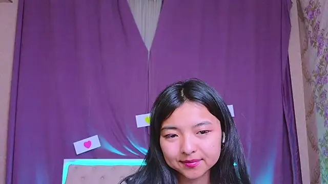 Shy Kira online show from February 12, 6:40 pm