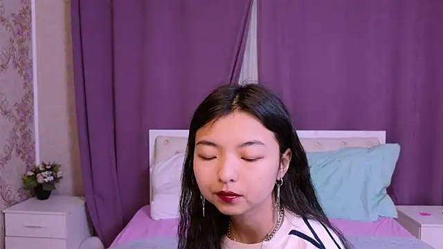 Shy Kira online show from February 20, 12:25 pm