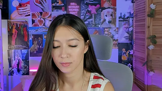 LanaBaker online show from December 24, 6:11 am