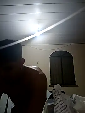 Snapshot of Fiel77 chatting on March 8, 11:28 pm Fiel77 online show from March 8, 11:28 pm