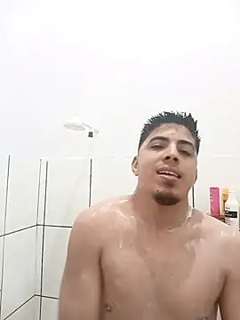 Snapshot of Fiel77 chatting on November 30, 12:58 am Fiel77 online show from November 30, 12:58 am