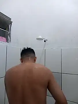 Snapshot of Fiel77 chatting on March 7, 12:18 am Fiel77 online show from March 7, 12:18 am