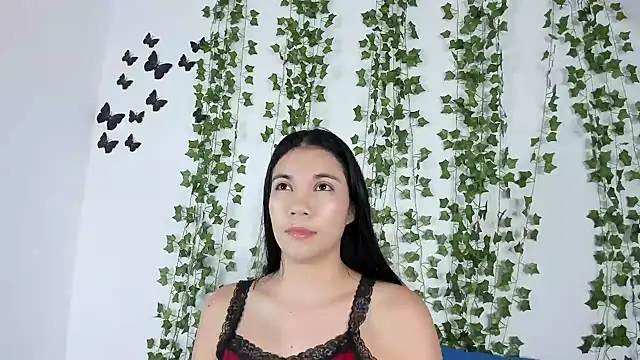 Emiily Parkerr online show from February 18, 3:02 am