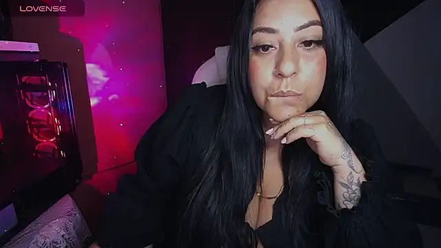 Snapshot of grace_molly14 chatting on November 5, 10:21 pm grace molly14 online show from November 5, 10:21 pm