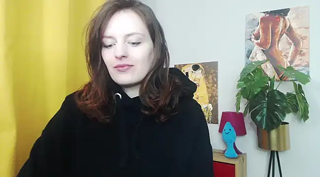 Snapshot of juicyNadine chatting on February 17, 6:20 am juicyNadine online show from February 17, 6:20 am