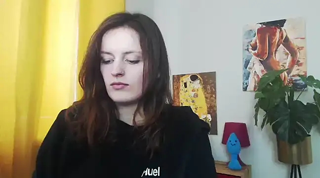 Snapshot of juicyNadine chatting on February 24, 12:26 pm juicyNadine online show from February 24, 12:26 pm