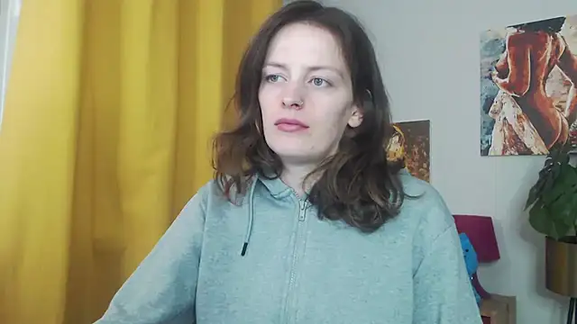 Snapshot of juicyNadine chatting on October 27, 5:44 am juicyNadine online show from October 27, 5:44 am