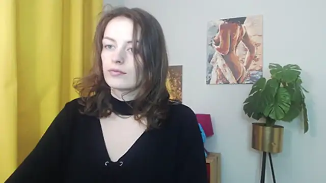 Snapshot of juicyNadine chatting on December 1, 5:45 am juicyNadine online show from December 1, 5:45 am