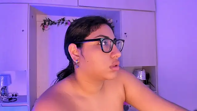 CANDYGABYY online show from June 11, 7:45 pm