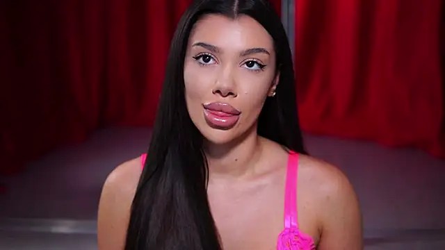 NatyDesiree online show from January 24, 10:41 pm