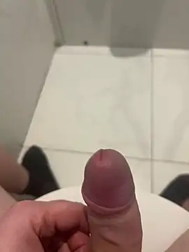 Snapshot of Sexygoat30 chatting on October 22, 4:35 am Sexygoat30 online show from October 22, 4:35 am