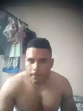 Snapshot of SaucyAffair0 chatting on May 17, 10:17 pm SaucyAffair0 online show from May 17, 10:17 pm