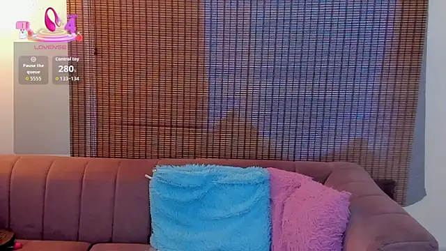 ariana cross online show from November 5, 1:22 pm