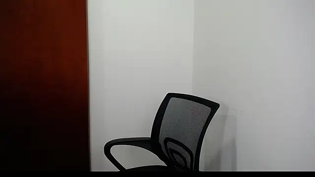 Snapshot of Mariam_Gomezxxx chatting on December 15, 11:09 pm Mariam Gomezxxx online show from December 15, 11:09 pm