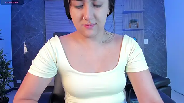 paulina sweett  online show from January 15, 10:42 am