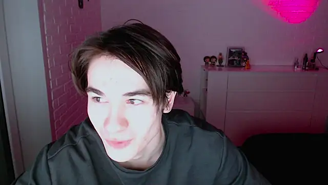 MarkusDean online show from November 4, 7:02 pm