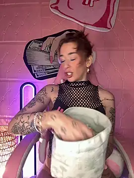 Chachou000 online show from January 12, 7:21 pm