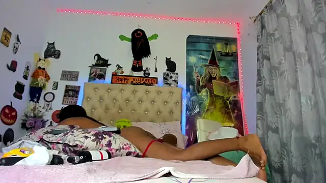 shantallhotxx online show from October 23, 8:07 pm