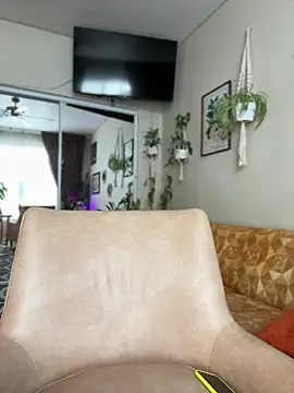 lexi luv online show from December 8, 5:22 pm