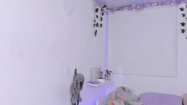 Baby Xian online show from January 15, 3:00 am