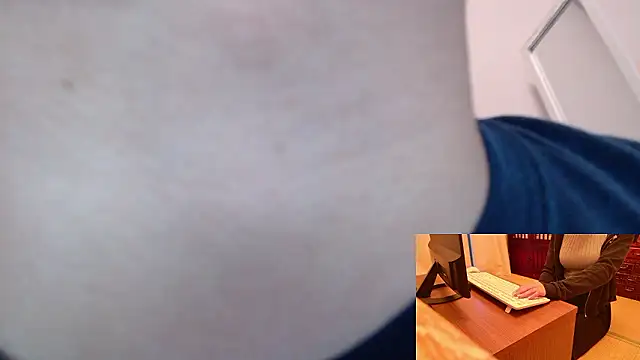 Snapshot of Kakushi_dori chatting on November 13, 7:07 am Kakushi dori online show from November 13, 7:07 am