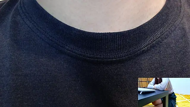 Snapshot of Kakushi_dori chatting on November 18, 9:03 am Kakushi dori online show from November 18, 9:03 am