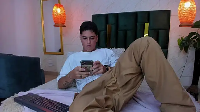 Levy Steve online show from September 10, 4:12 am