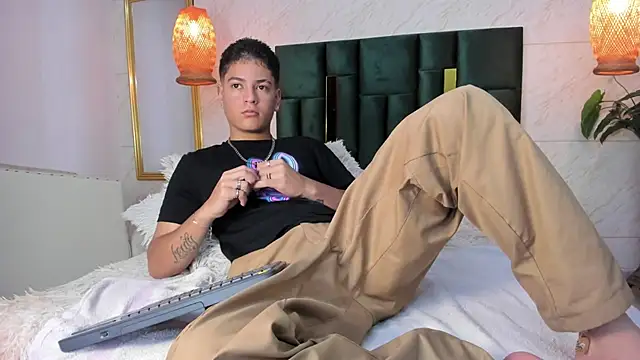 Levy Steve online show from November 7, 5:51 am