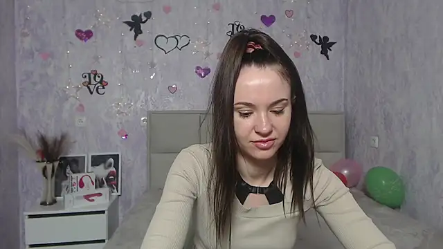 KaraCriegs online show from February 5, 1:58 am