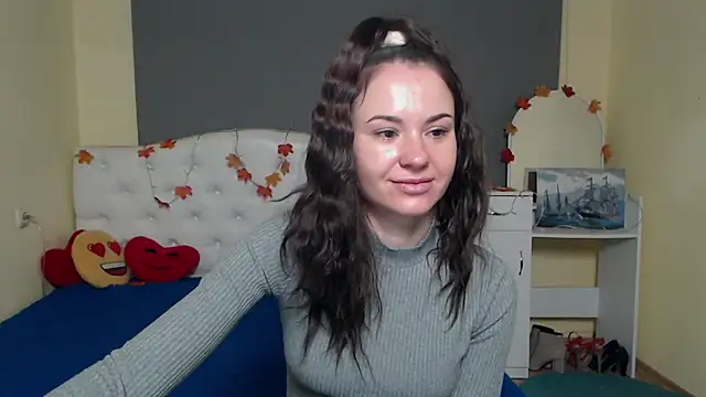 KaraCriegs online show from November 15, 6:26 pm