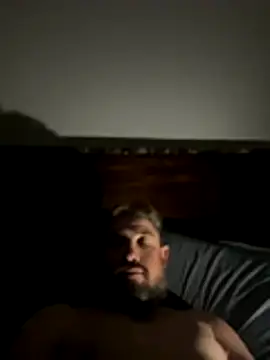 caliguy37 online show from October 28, 3:43 am