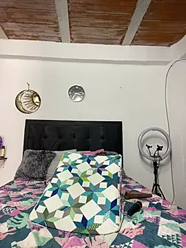 Iris love18 online show from February 24, 8:36 pm